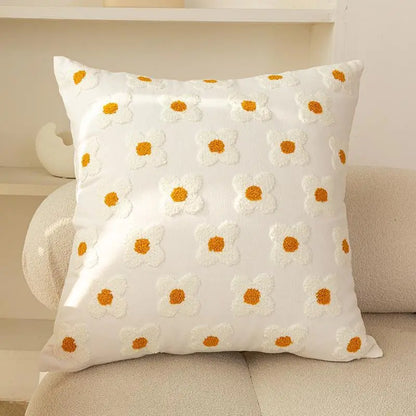 Living Abroad Creations little daisies embroidery design close-up
